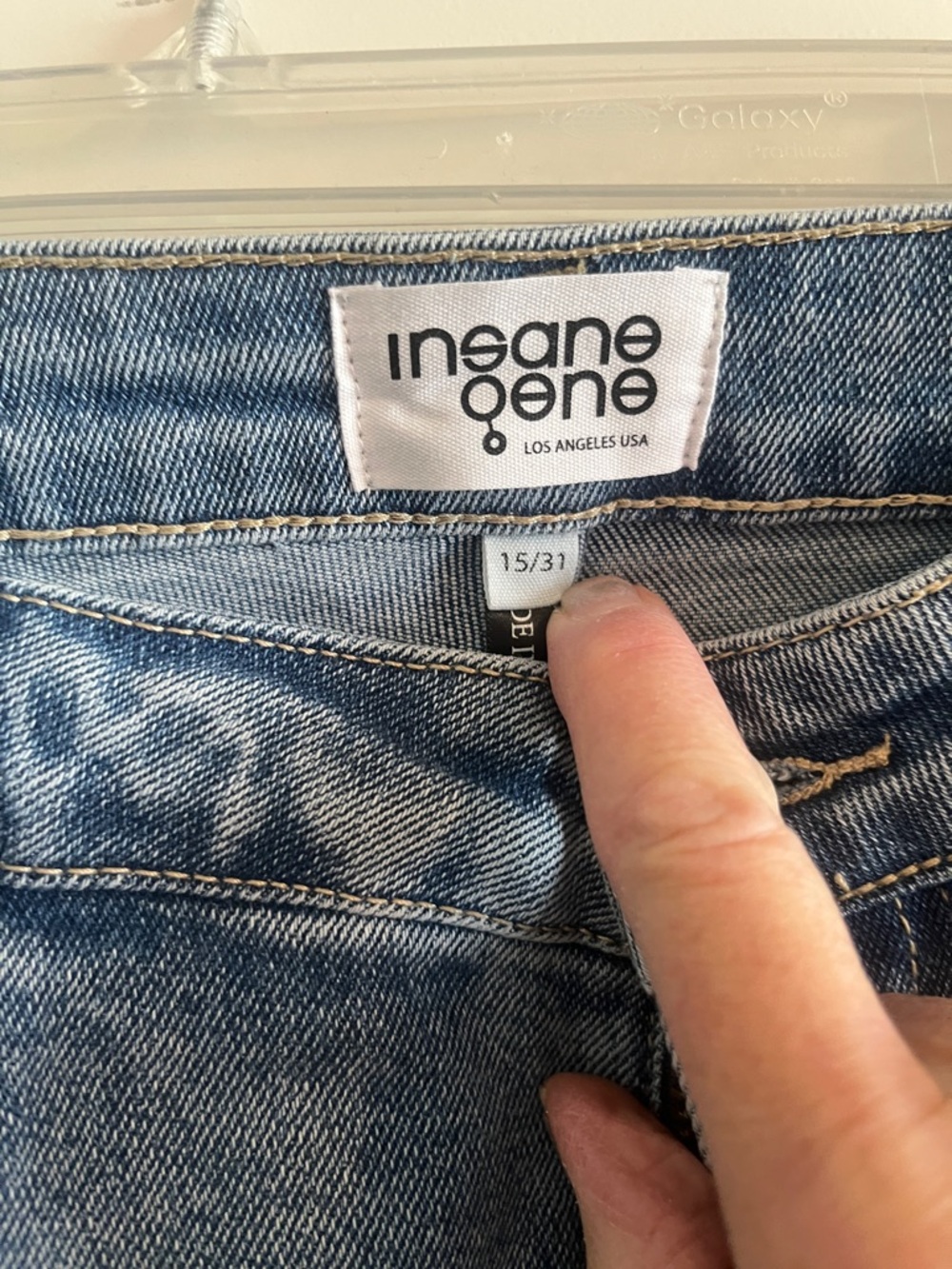 Insane Gene Cropped Ankle Jeans in Light Blue - Picture 2 of 9